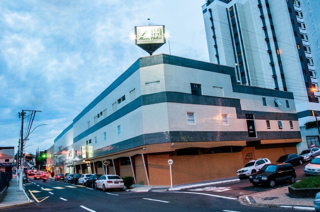 Alves Hotel Marília Exterior foto